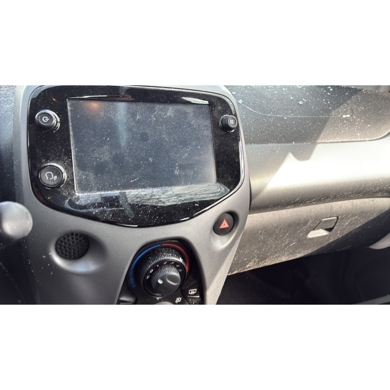 TOYOTA AYGO 2 PHASE 2 1.0 VVTI - 12V Photo n°18