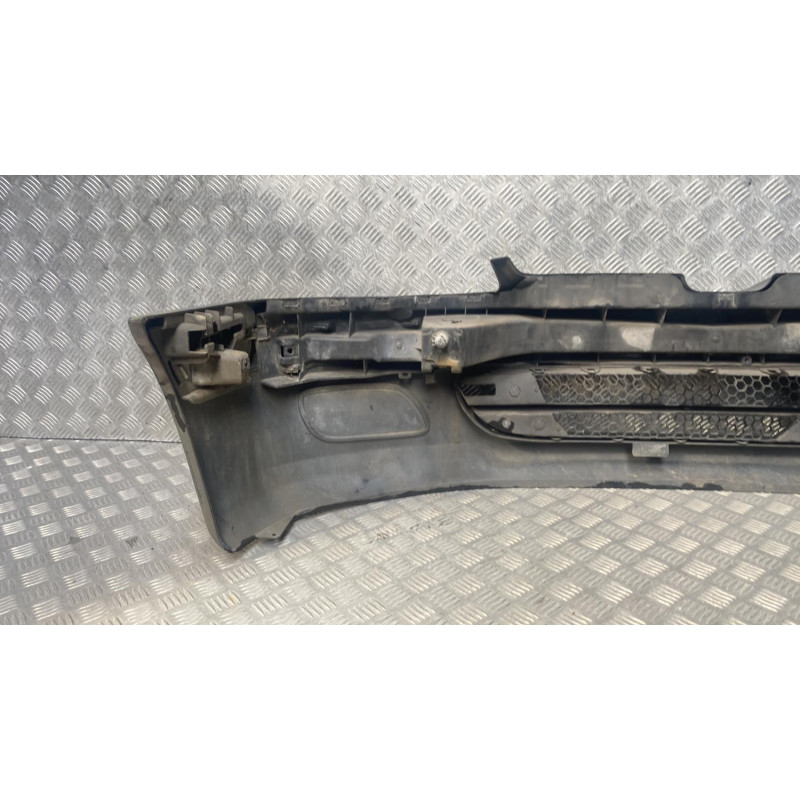 Pare choc avant PEUGEOT 106 Photo n°5