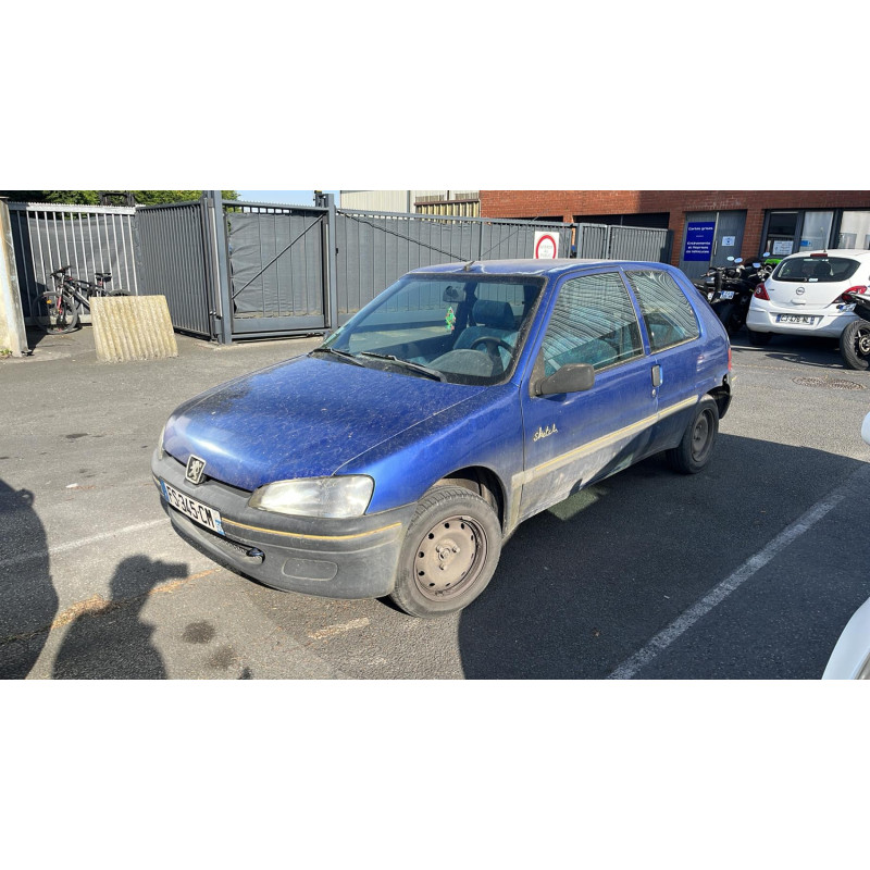 Pare choc avant PEUGEOT 106 Photo n°7