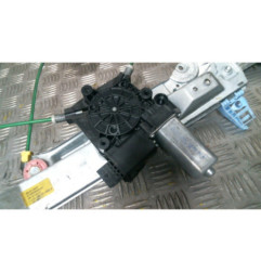 Leve vitre electrique avant gauche OPEL CORSA D Photo n°1