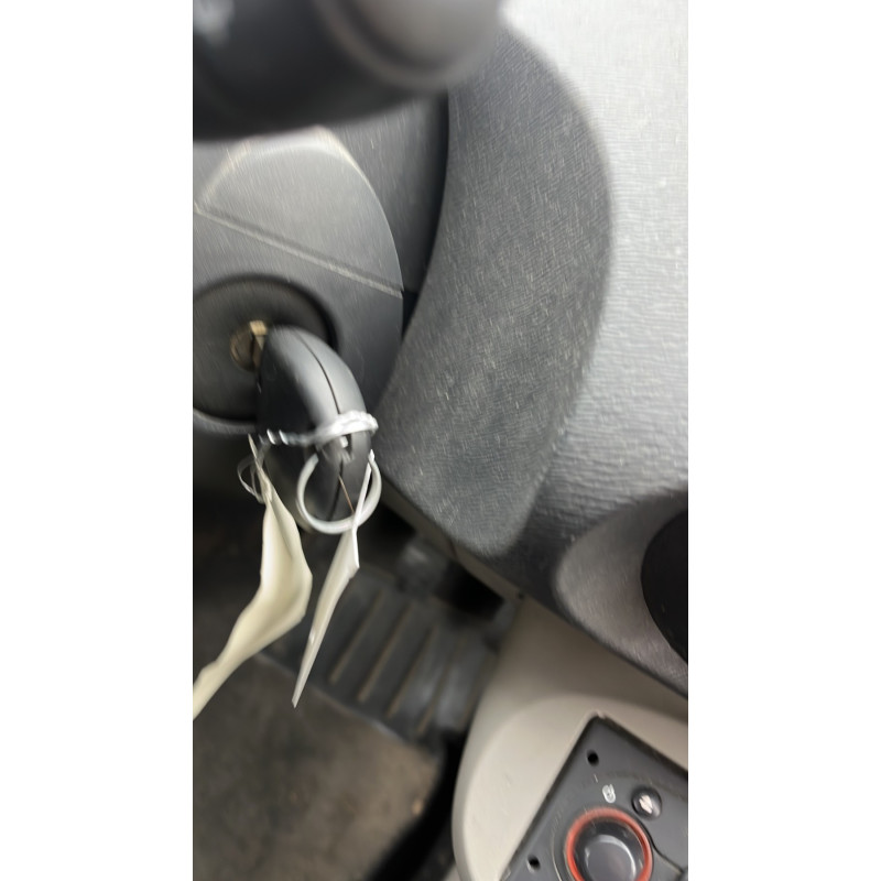 RENAULT TWINGO 2 PHASE 1 1.2i - 16V Photo n°10