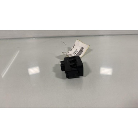 Bouton de warning VOLKSWAGEN UP