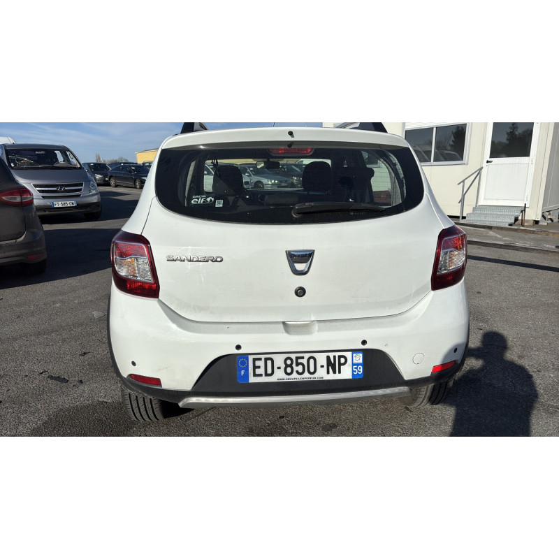 DACIA SANDERO 2 PHASE 1 0.9i - 12V TURBO TCE 90 Photo n°5
