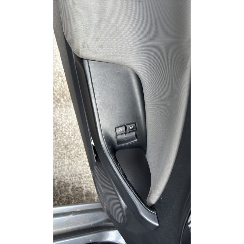 SEAT IBIZA 4 PHASE 2 1.2 TSI - 8V TURBO Photo n°10