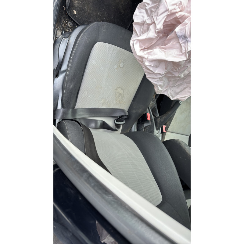 SEAT IBIZA 4 PHASE 2 1.2 TSI - 8V TURBO Photo n°11