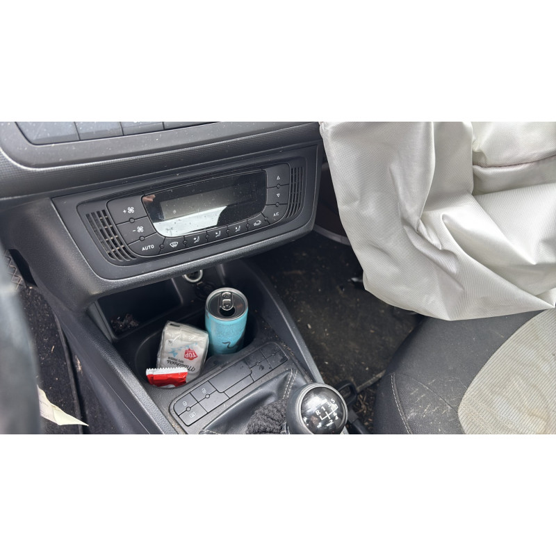 SEAT IBIZA 4 PHASE 2 1.2 TSI - 8V TURBO Photo n°18