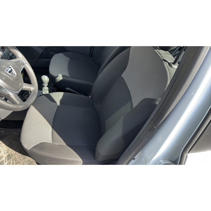 DACIA LODGY PHASE 2 1.3i - 16V TURBO TCE 100 Photo n°11