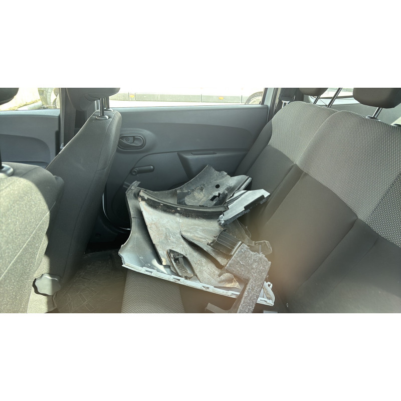 DACIA LODGY PHASE 2 1.3i - 16V TURBO TCE 100 Photo n°14