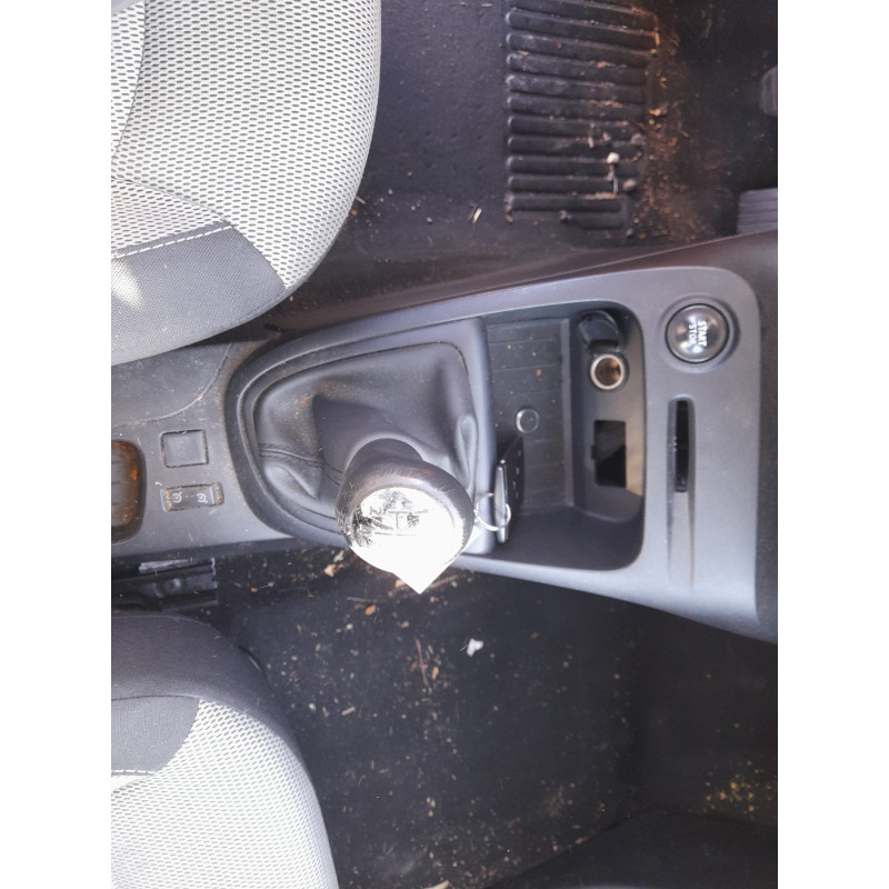 RENAULT CAPTUR 1 PHASE 1 1.5 DCI - 8V TURBO Photo n°8