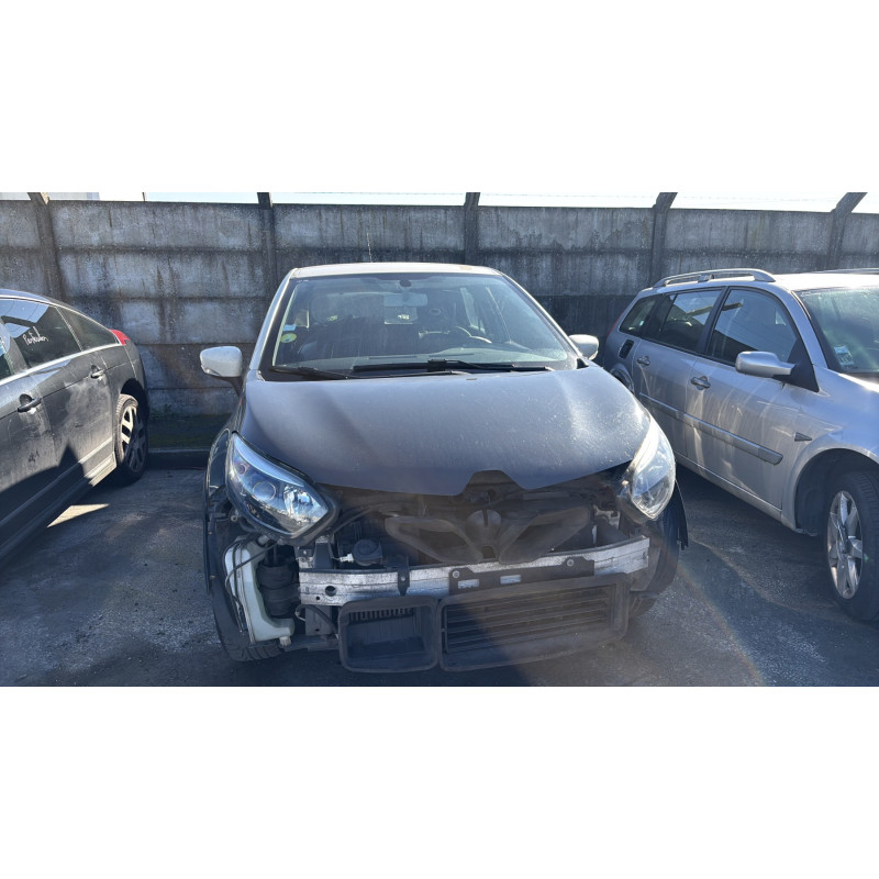 RENAULT CAPTUR 1 PHASE 1 1.5 DCI - 8V TURBO Photo n°18
