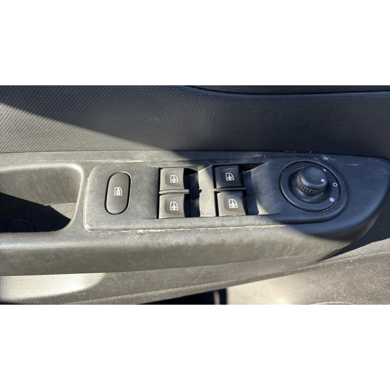 RENAULT CAPTUR 1 PHASE 1 1.5 DCI - 8V TURBO Photo n°22
