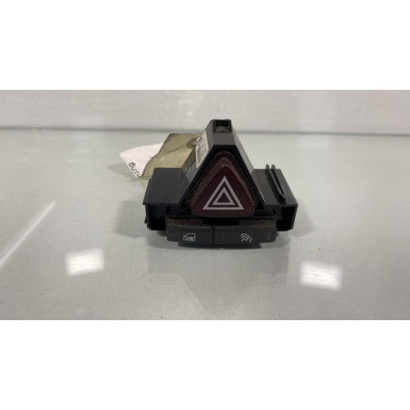 Bouton de warning OPEL CORSA D Photo n°1