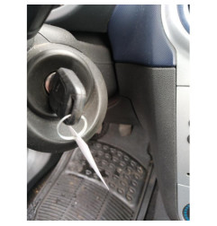 Bouton de warning OPEL CORSA D
