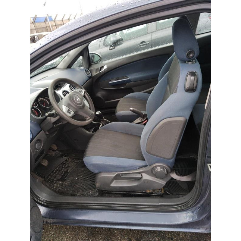 Bouton de warning OPEL CORSA D Photo n°9