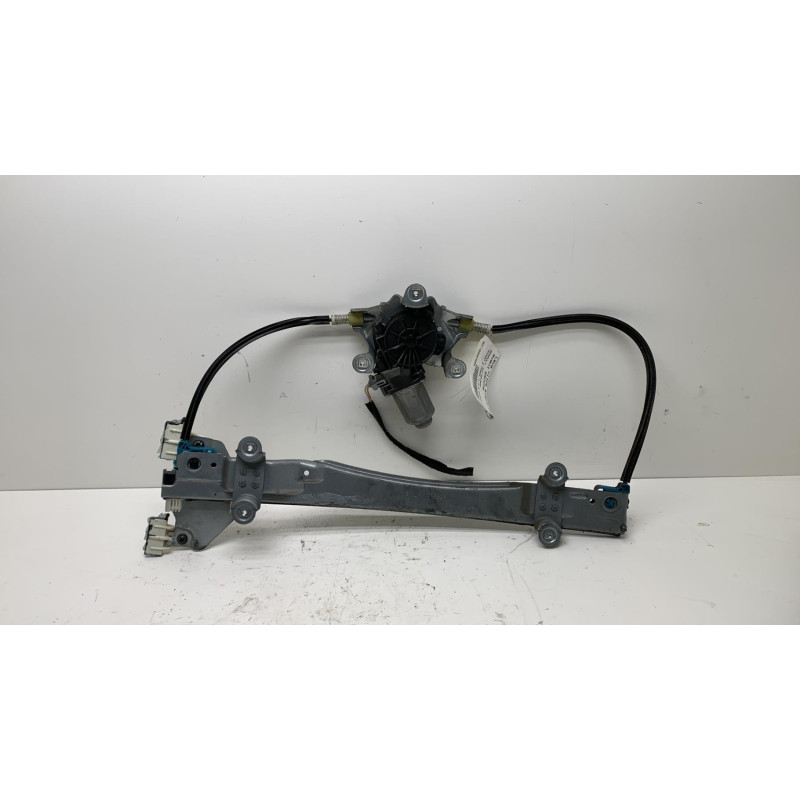 Leve vitre electrique avant gauche RENAULT TWINGO 2 Photo n°3