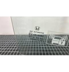 Vitre avant droit HONDA CIVIC 8