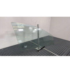 Vitre avant droit HONDA CIVIC 8