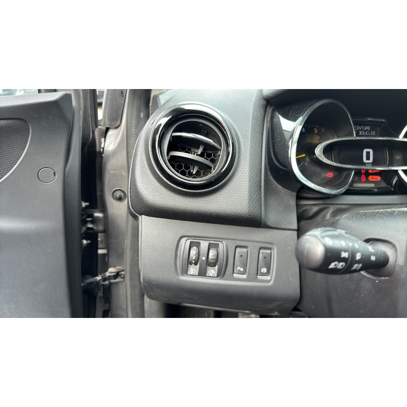 RENAULT CLIO 4 PHASE 1 1.5 DCI - 8V TURBO Photo n°14