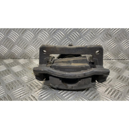 Etrier avant droit (freinage) HONDA CIVIC 8 Photo n°1