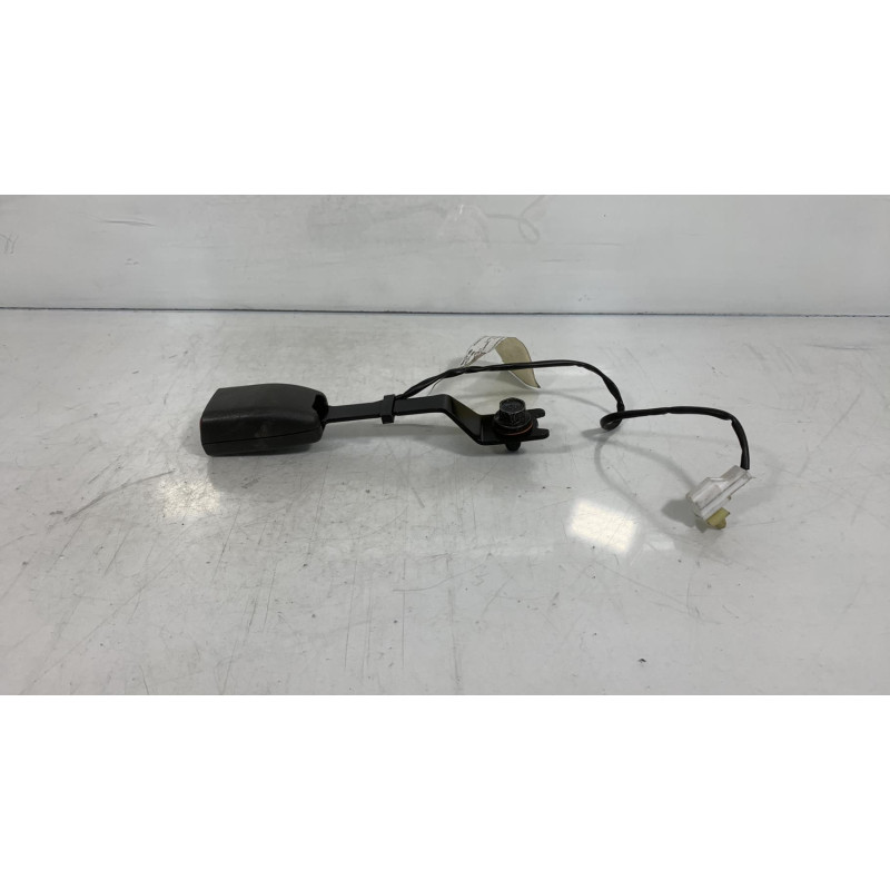 Attache ceinture avant gauche CHEVROLET SPARK Photo n°3