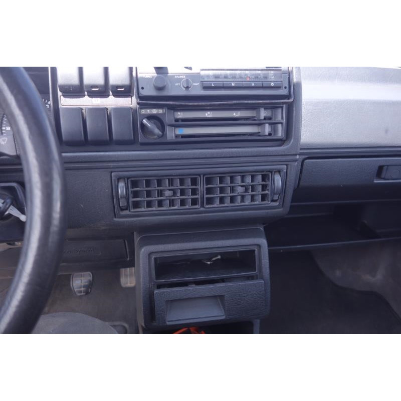 Attache ceinture avant droit VOLKSWAGEN GOLF 2 Photo n°5