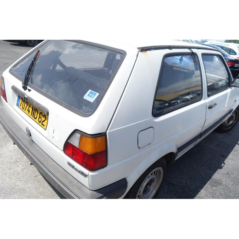 Attache ceinture avant droit VOLKSWAGEN GOLF 2 Photo n°6
