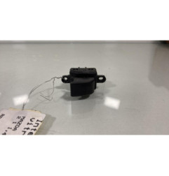 Interrupteur de leve vitre arriere droit MAZDA 2 1 Photo n°1