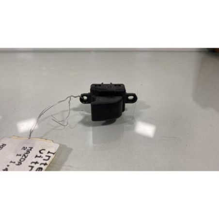 Interrupteur de leve vitre arriere droit MAZDA 2 1 Photo n°1