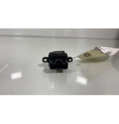 Interrupteur de leve vitre arriere gauche MAZDA 2 1