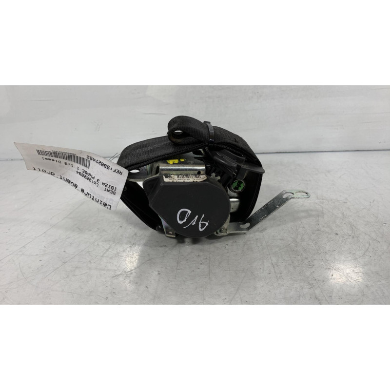 Pretensionneur de ceinture avant droit SEAT IBIZA 3 Photo n°1