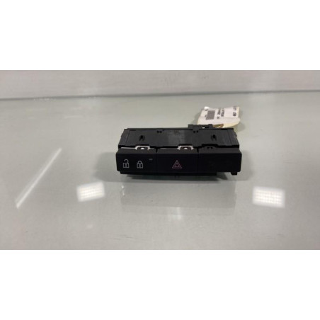 Bouton de warning OPEL MERIVA B