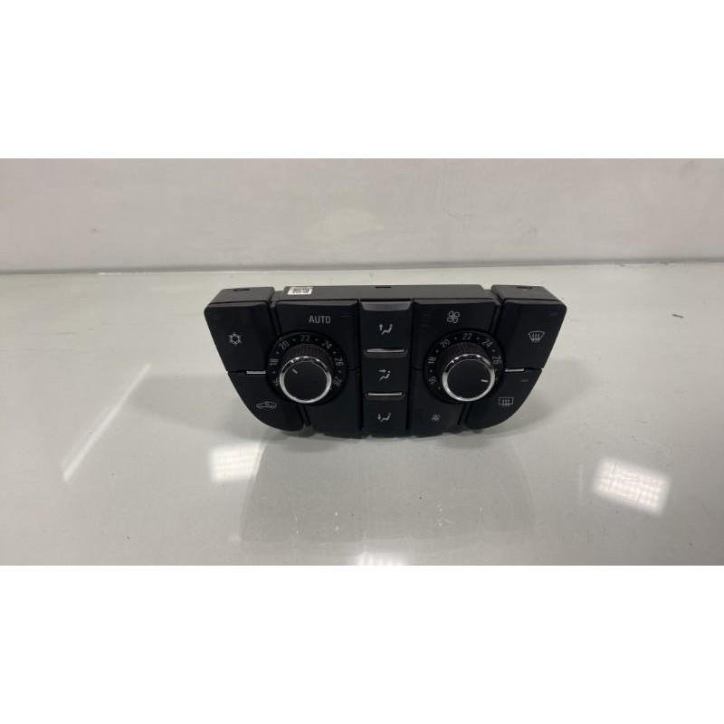 Commande chauffage OPEL MERIVA B Photo n°3