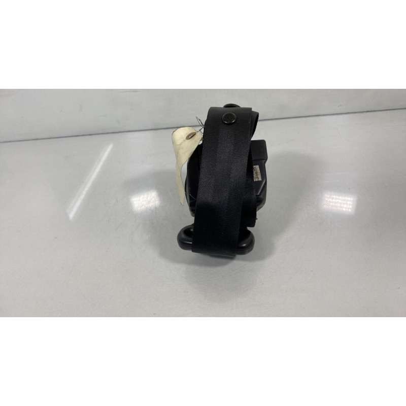 Ceinture arriere droit HYUNDAI PONY 3 Photo n°1