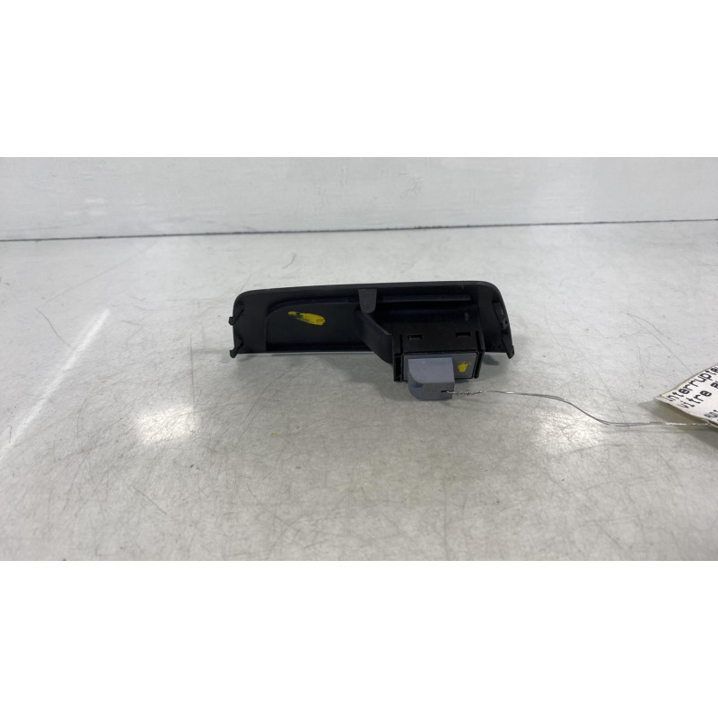 Interrupteur de leve vitre avant droit AUDI A1 1 Photo n°3