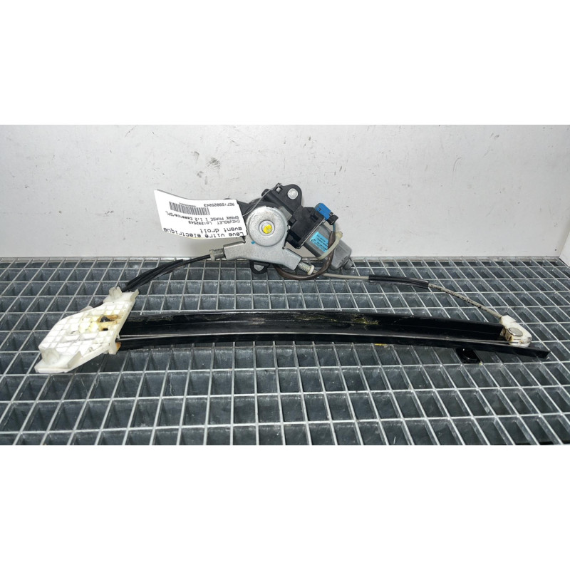 Leve vitre electrique avant droit CHEVROLET SPARK Photo n°1