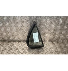 Custode arriere droit (porte) HYUNDAI LANTRA 2 Photo n°1