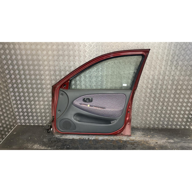 Porte avant droit HYUNDAI LANTRA 2 Photo n°1