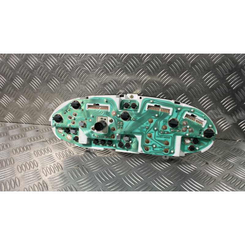 Compteur HYUNDAI LANTRA 2 Photo n°1