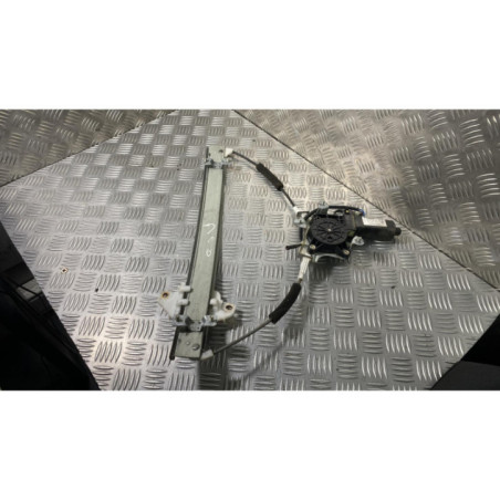 Leve vitre electrique avant gauche HYUNDAI LANTRA 2 Photo n°1