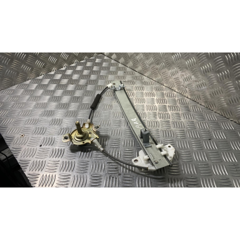 Leve vitre mecanique arriere droit HYUNDAI LANTRA 2 Photo n°1