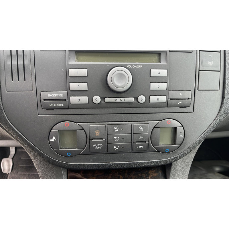 Anti brouillard gauche (feux) FORD C-MAX 1 Photo n°11