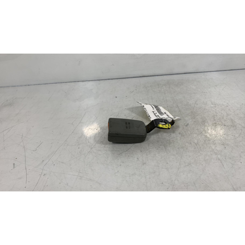 Attache ceinture avant droit NISSAN MICRA 2 Photo n°2