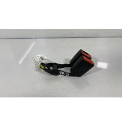 Attache ceinture arriere droit FORD MONDEO 2