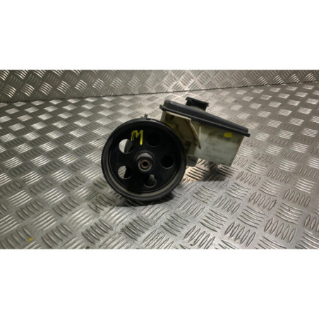 Pompe de direction FORD MONDEO 2 Photo n°1