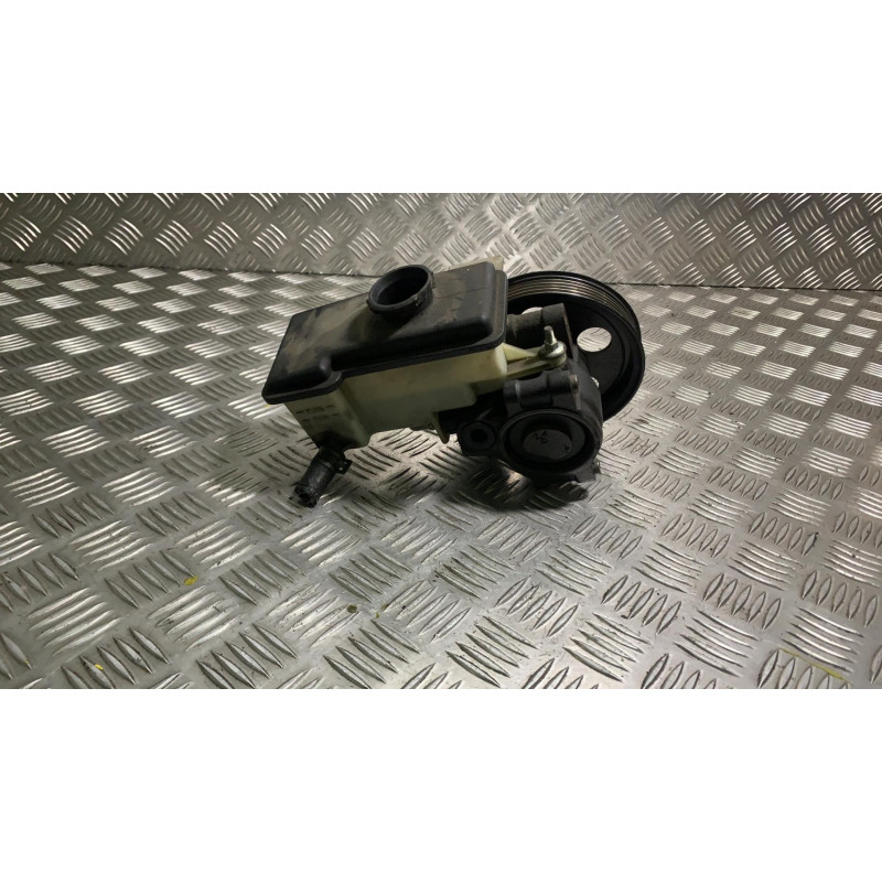 Pompe de direction FORD MONDEO 2 Photo n°3
