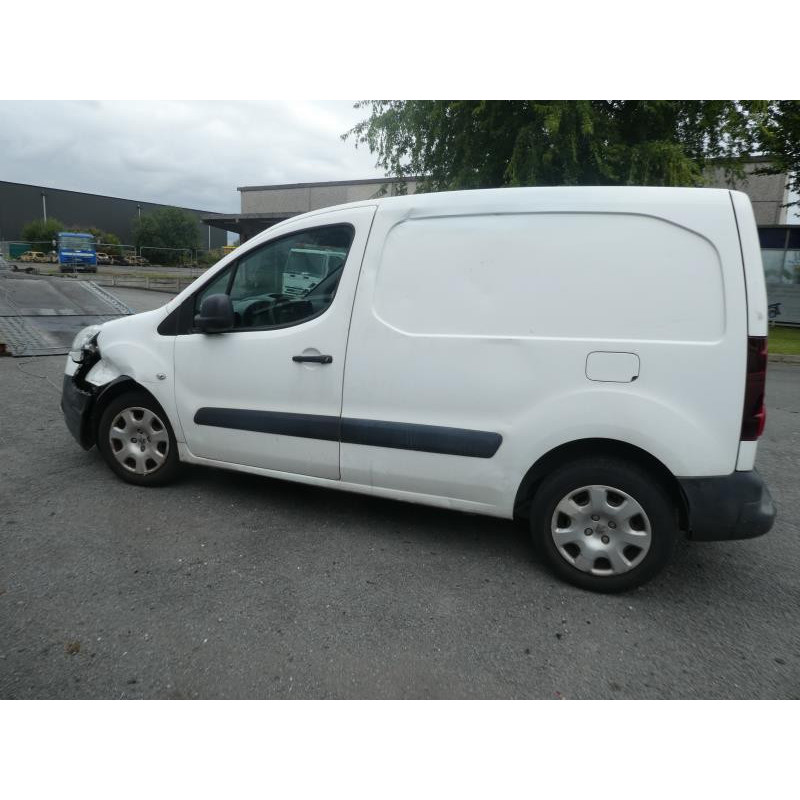 Pompe lave glace avant PEUGEOT PARTNER 2 Photo n°8