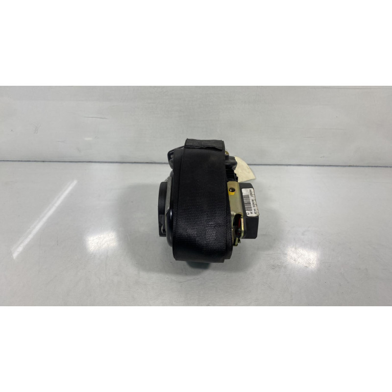 Pretensionneur de ceinture avant droit VOLKSWAGEN POLO 4 Photo n°1