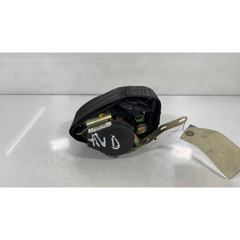 Pretensionneur de ceinture avant droit VOLKSWAGEN POLO 4 Photo n°3