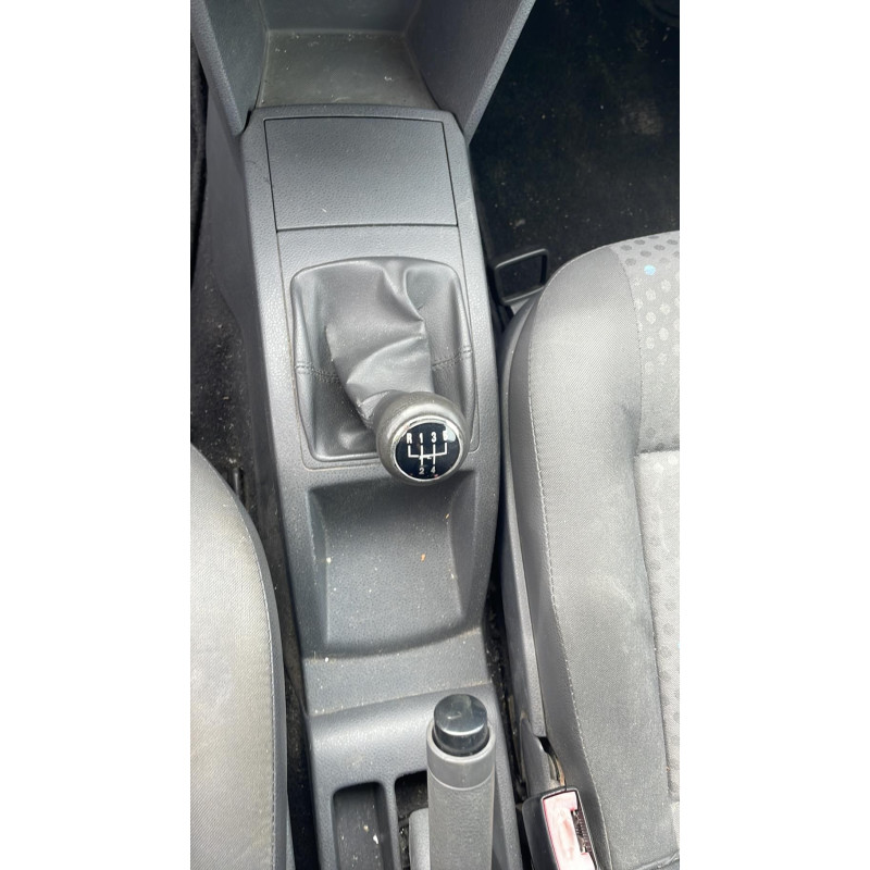 Volant VOLKSWAGEN POLO 4 Photo n°5