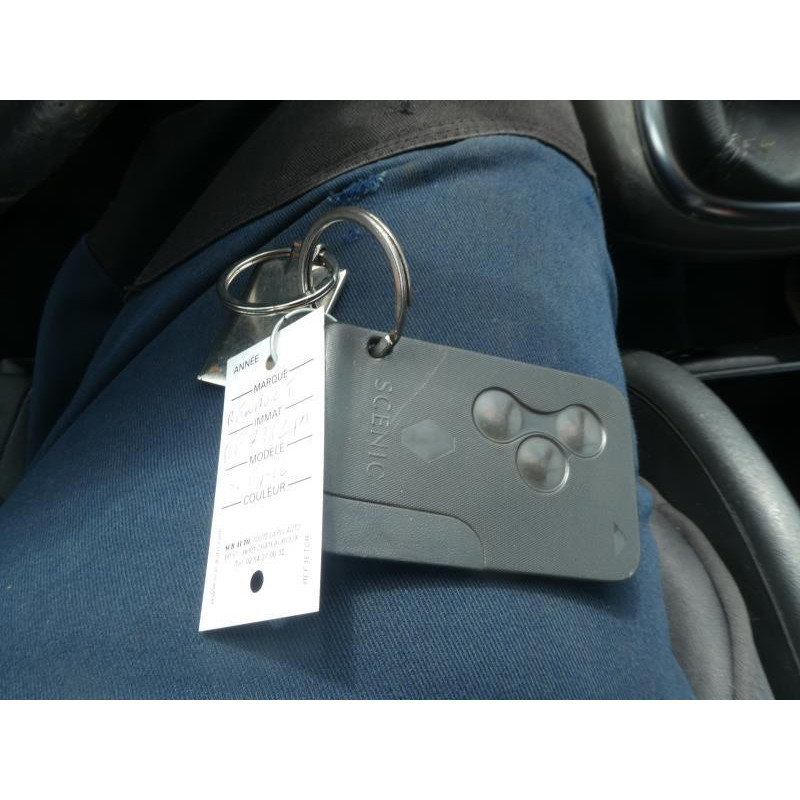Interrupteur de leve vitre avant droit RENAULT SCENIC 2 Photo n°10